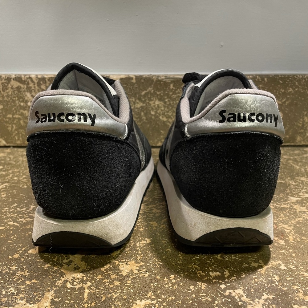 Saucony JAZZ throwback mint condition!!